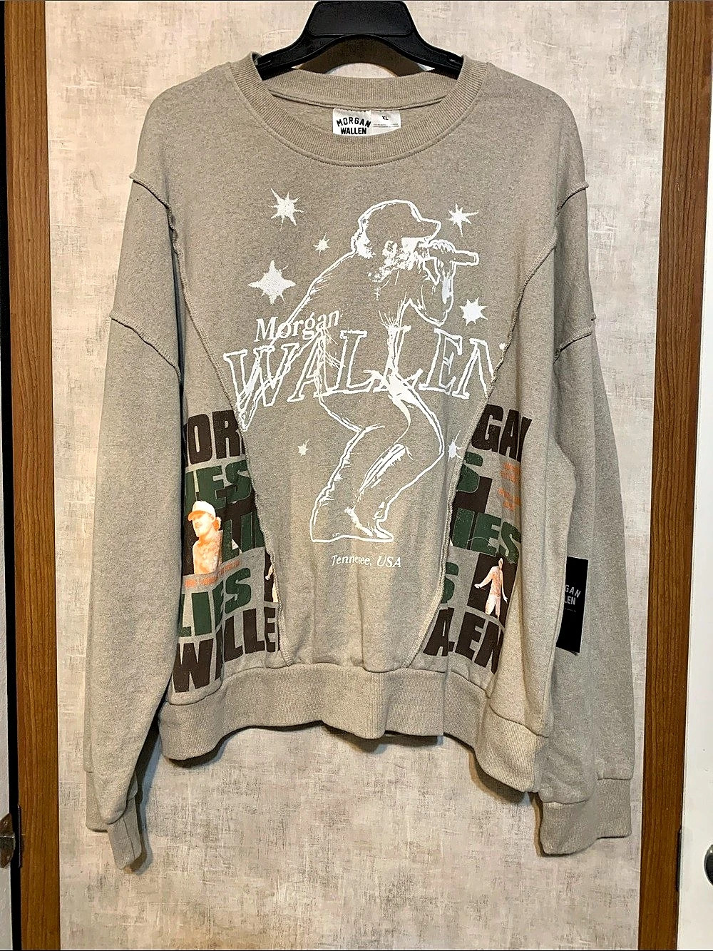 Morgan Wallen Tour Graphic Crewneck oversized Sweatshirt Tan & Green XL